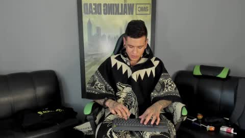 Jamesinked  online show from 12.30.24