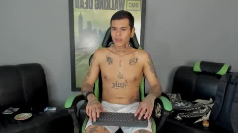 Jamesinked  online show from 02.06.25