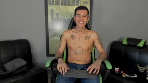 Jamesinked  online show from 02.07.25