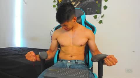 Jamess hott online show from 01.27.25