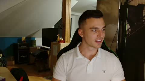 jamesss11158699 online show from 12.04.24