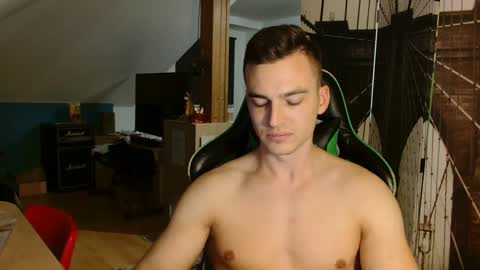 jamesss11158699 online show from 12.08.24