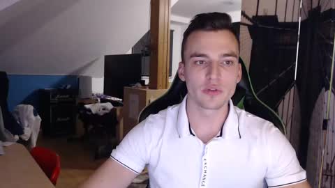 jamesss11158699 online show from 01.12.25