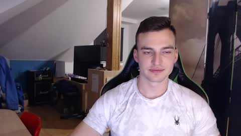 jamesss11158699 online show from 01.27.25