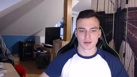 jamesss11158699 online show from 02.04.25