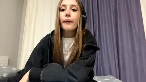 Milena online show from 09.08.25