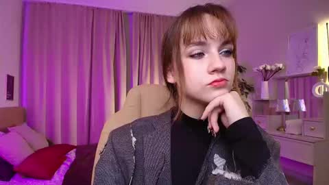 jamie_chung online show from 12.04.25