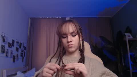 jamie_chung online show from 03.09.26