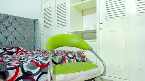 jamiee f online show from 11.24.25