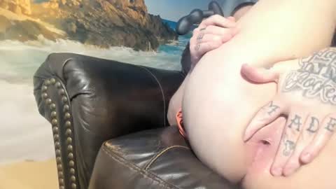 Snapshot of jamiejordan93 chatting on 12.14.24 OF - Jamiejordans online show from 12.14.24