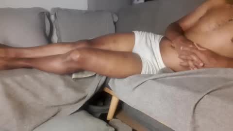 Snapshot of jamielonnas chatting on 01.01.25 Jamie Lonnas online show from 01.01.25