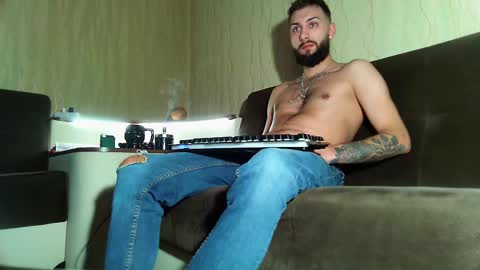 Robbie online show from 02.23.25