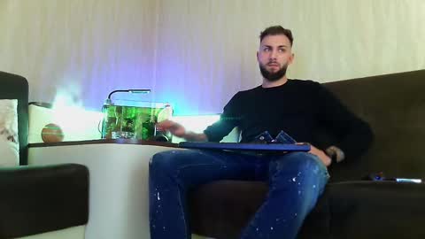 Robbie online show from 03.04.25