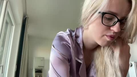 Nicole  online show from 06.08.26
