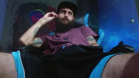 Snapshot of jammes_owen chatting on 12.29.24 Jammes. online show from 12.29.24