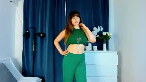Kiara online show from 10.07.25