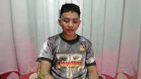 Snapshot of jamray_2 chatting on 09.10.25 jam online show from 09.10.25