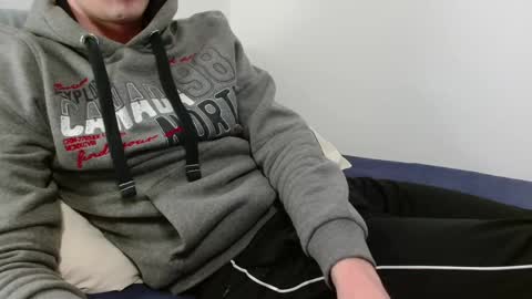 Snapshot of jan_the_man94 chatting on 01.01.25 Jan online show from 01.01.25