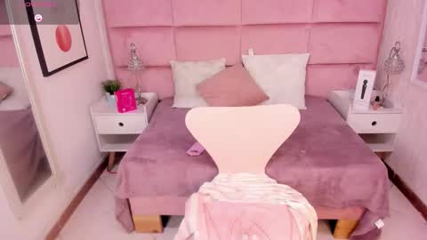 Janah Myers online show from 10.25.25