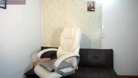 Snapshot of jane_dopler_ chatting on 03.12.25 JANE online show from 03.12.25