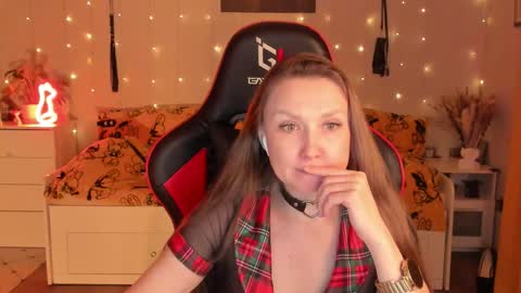 Snapshot of janegrey11 chatting on 09.09.25 Jane online show from 09.09.25