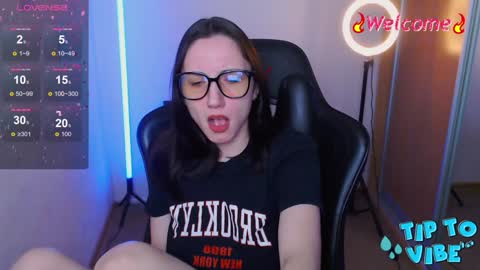 Snapshot of janeroger chatting on 12.03.24 Jane Roger online show from 12.03.24