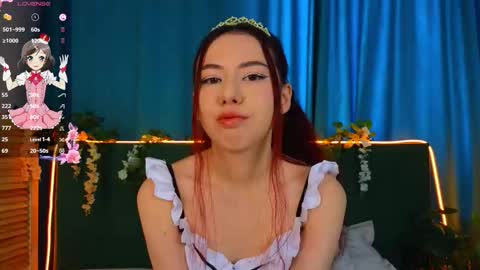 Snapshot of janet_yong chatting on 11.24.25 Jenifer online show from 11.24.25