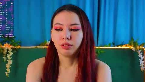 Snapshot of janet_yong chatting on 11.30.25 Jenifer online show from 11.30.25