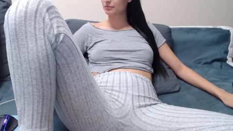 Snapshot of janette_sexy chatting on 09.11.25 janette online show from 09.11.25