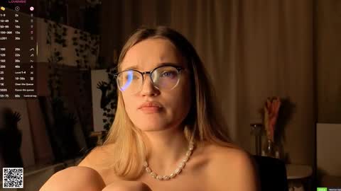 Hi Im Alice and here youll find something online show from 02.03.26