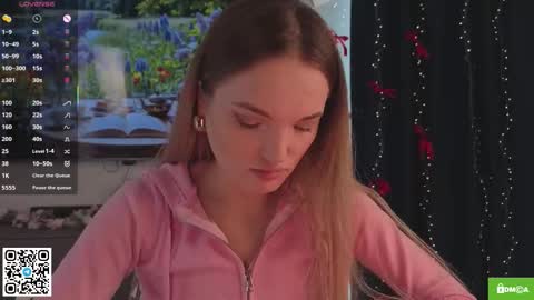 Hi Im Alice and here youll find something online show from 03.14.26