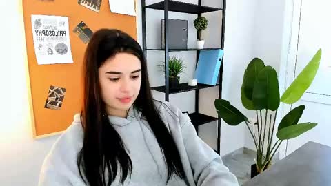 janicerivera online show from 04.12.26