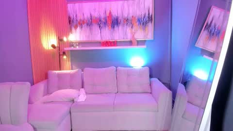 Janinne  online show from 03.06.26