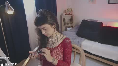   jmaybe e online show from 12.01.25