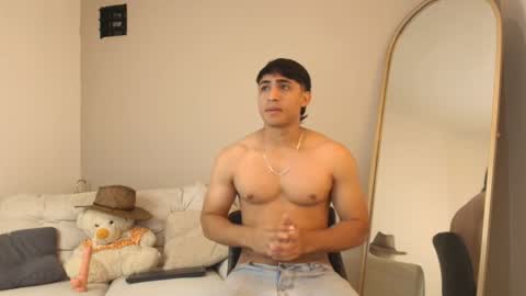 janomar01 online show from 02.01.26