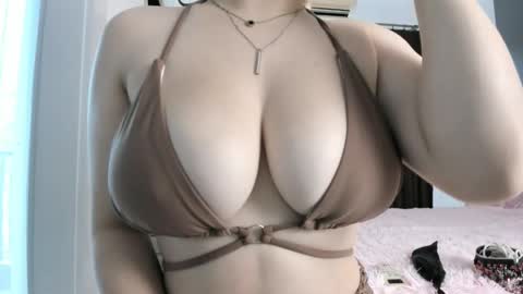 Amelle online show from 02.28.25