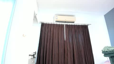 Amelle online show from 03.10.25