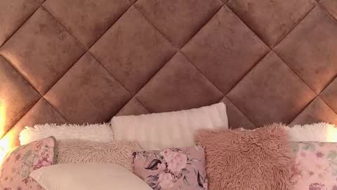 jaquelinemerlot online show from 12.04.25