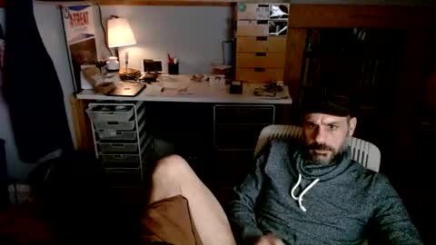 Snapshot of jareth_returns chatting on 01.25.25 jareth_returns online show from 01.25.25