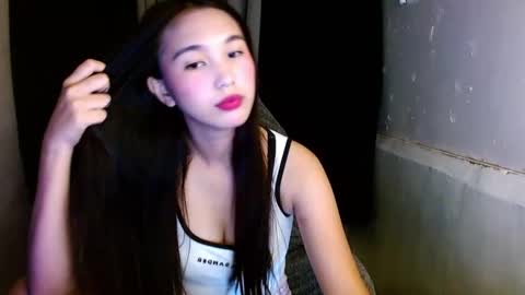 urcutie jas online show from 04.03.26