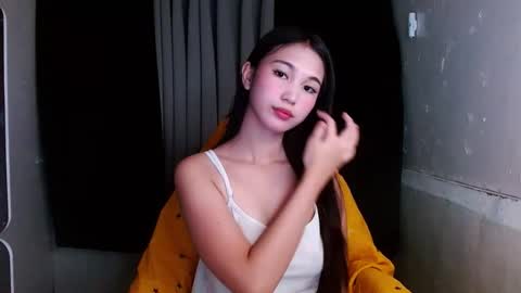 urcutie jas online show from 04.04.26