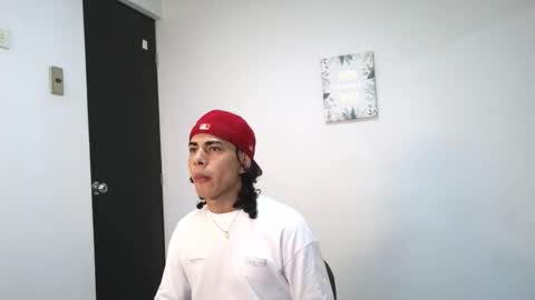 Snapshot of jash_7 chatting on 10.15.25 jash online show from 10.15.25