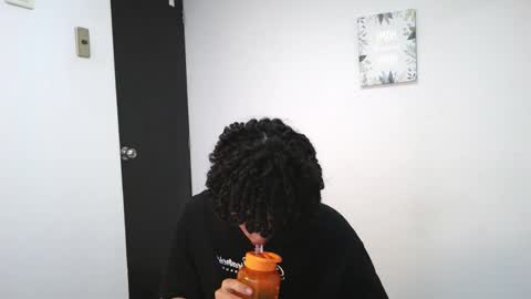 Snapshot of jash_7 chatting on 10.21.25 jash online show from 10.21.25