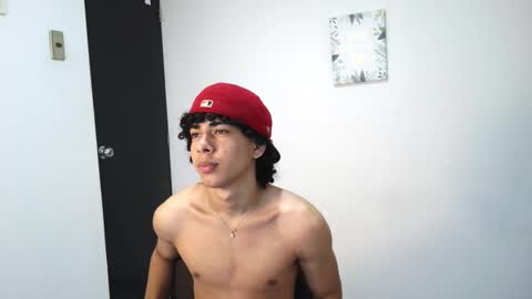 Snapshot of jash_7 chatting on 10.29.25 jash online show from 10.29.25