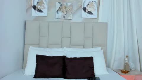 Jaslyn online show from 01.03.25