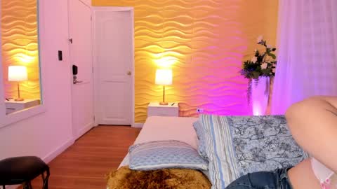 Snapshot of jasmiinevans chatting on 01.03.25 Jasmin Evans online show from 01.03.25