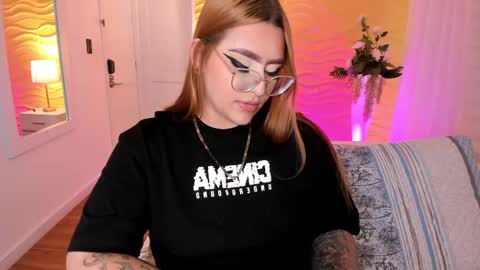 Snapshot of jasmiinevans chatting on 03.11.25 Jasmin Evans online show from 03.11.25