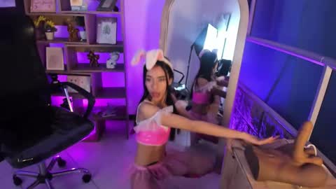 jasmin_skinny online show from 10.24.25