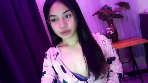 Snapshot of jasmine_arousal chatting on 06.28.26 JASMINE online show from 06.28.26