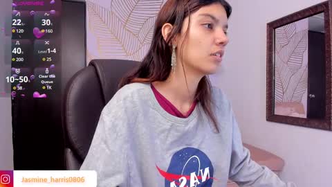 Snapshot of jasmineharris chatting on 03.11.25 jasmineharris online show from 03.11.25